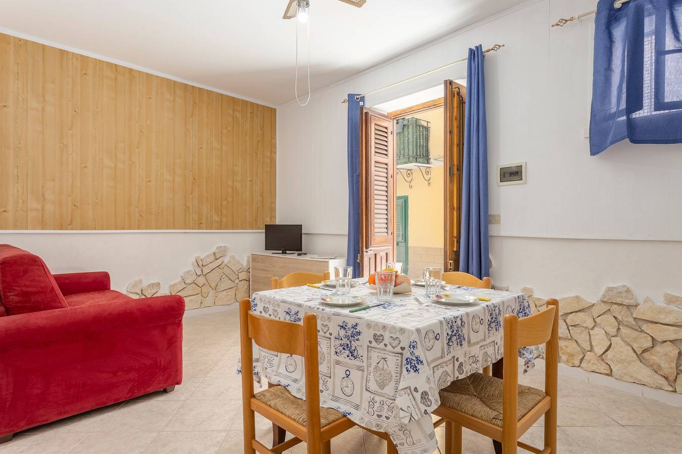 Casa de vacaciones 'Casa Sileno' con vistas al mar y Wi-Fi in Palermo, Provincia de Palermo