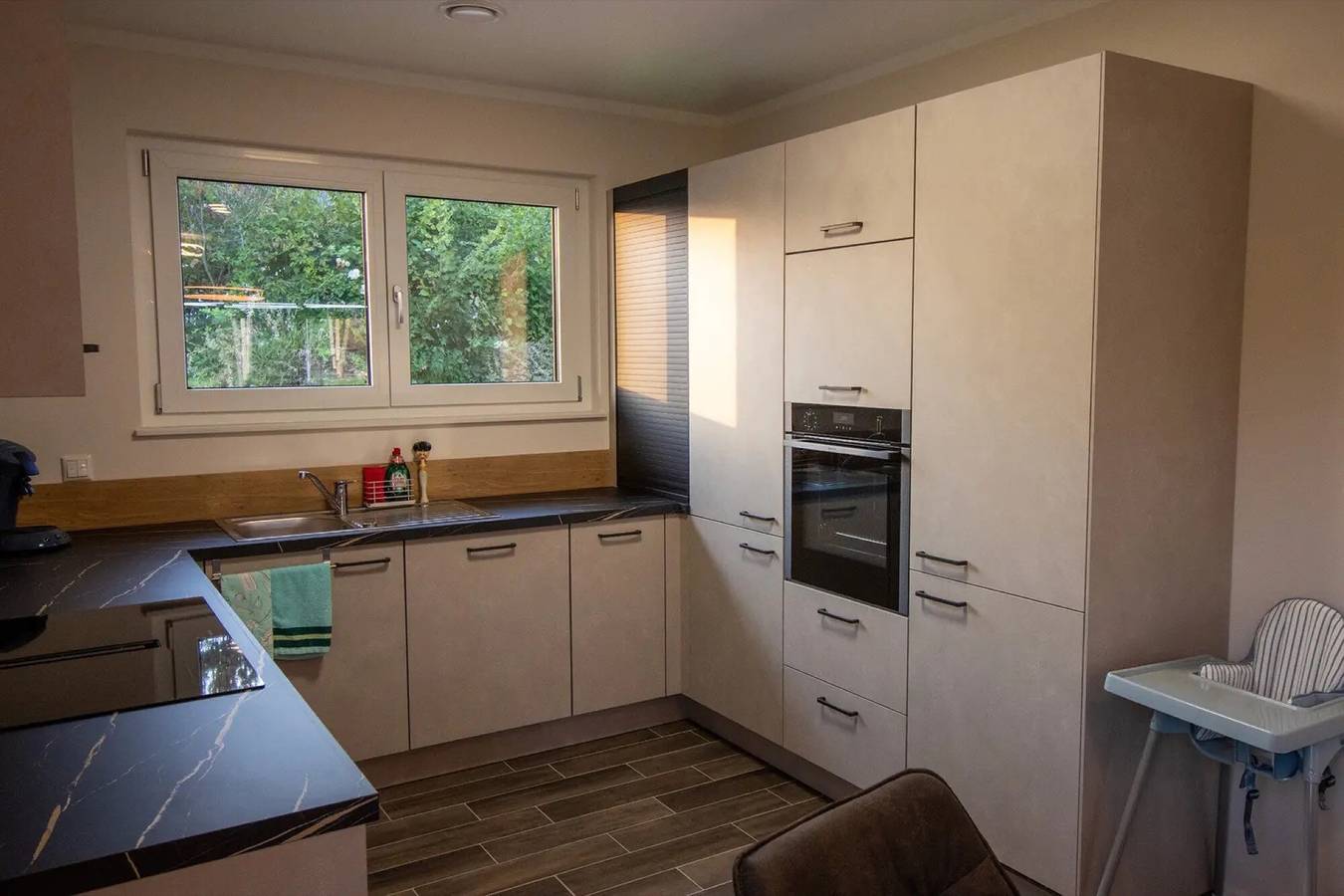 Entire apartment, Apartment 'Ferienhaus Lautenbach' with Mountain View, Private Terrace and Wi-Fi in Lautenbach, Central Black Forest