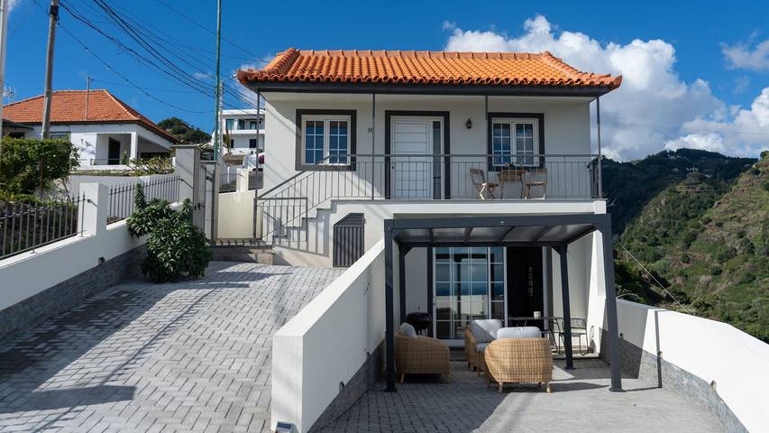 Ferienhaus für 6 Personen mit Balkon in Santa Cruz (Madeira), Madeira