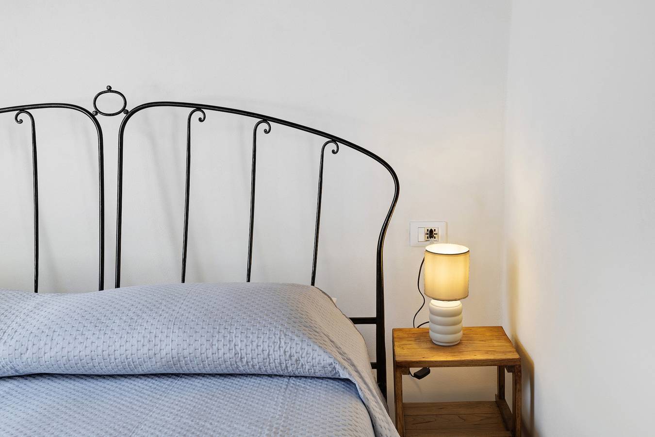 Geheel appartement, Appartement 'Zia Lina 2' met Uitzicht op de Bergen, Wifi en Airconditioning in Zuccarello, Riviera di Ponente