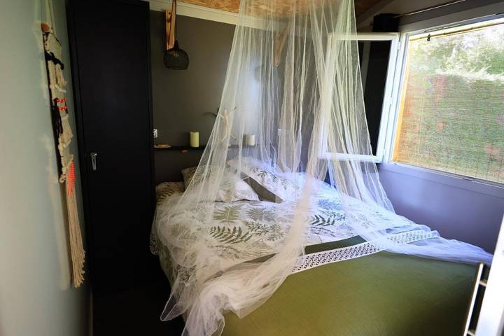 Maison de campagne pour 2 personnes, avec vue et jardin à Lacrouzette - 2