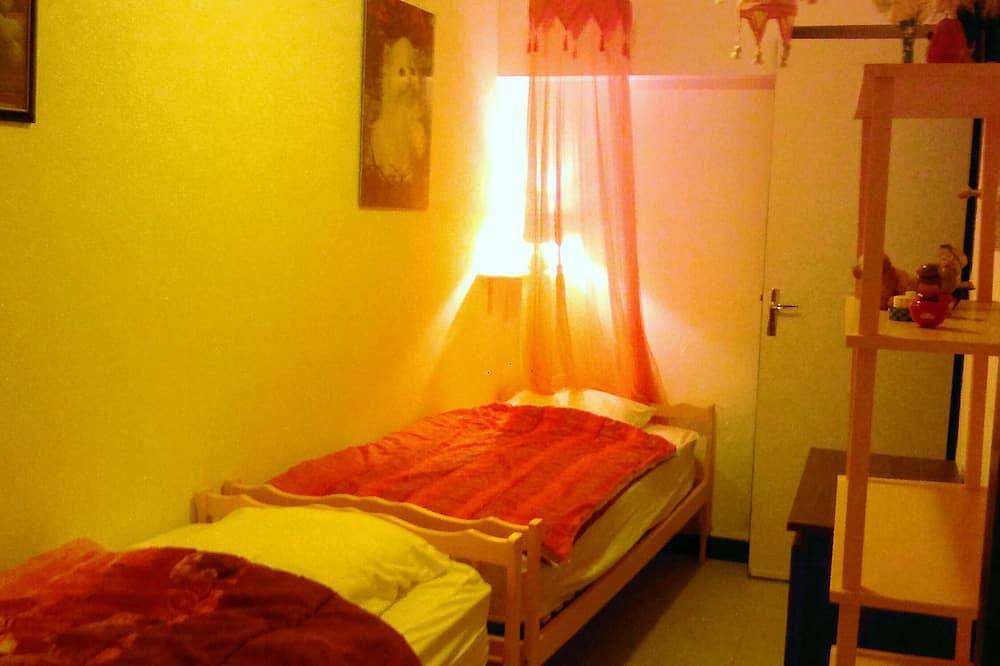 Entire apartment, Cottage De La Mer, Cottage de la mer 1st floor Comfort range 3 stars in Saint-Jacut-de-la-Mer, Dinan region