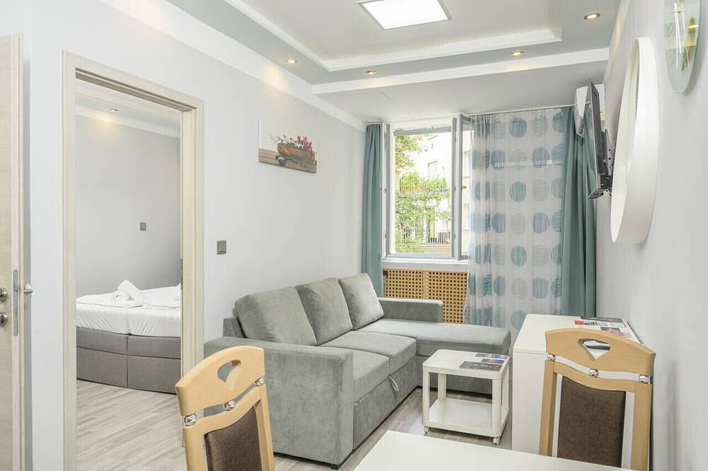 Ganze Wohnung, Palais Pálffy Apartment for 4 in Vienna in Wien Innenstadt, Wien