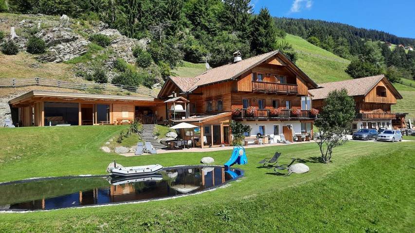 Chalet per 4 persone, con Terrazza e Giardino nonché Piscina e Sauna a San Candido