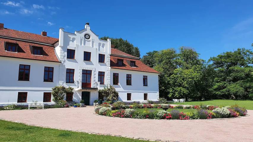 Ferienwohnung für 5 Personen, mit Garten in Satow