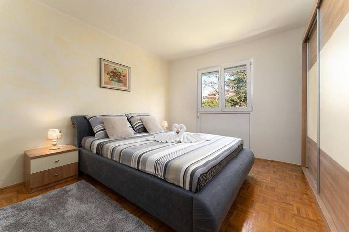 Ferienwohnung für 4 Personen, mit Balkon/Terrasse in Poreč - 2