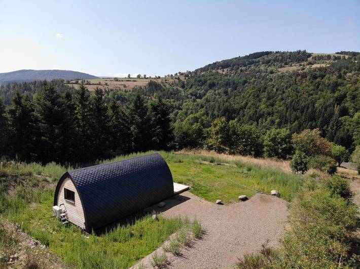 Hôtel pour 4 personnes, avec vue et jardin, animaux acceptés à Le Bleymard - 3