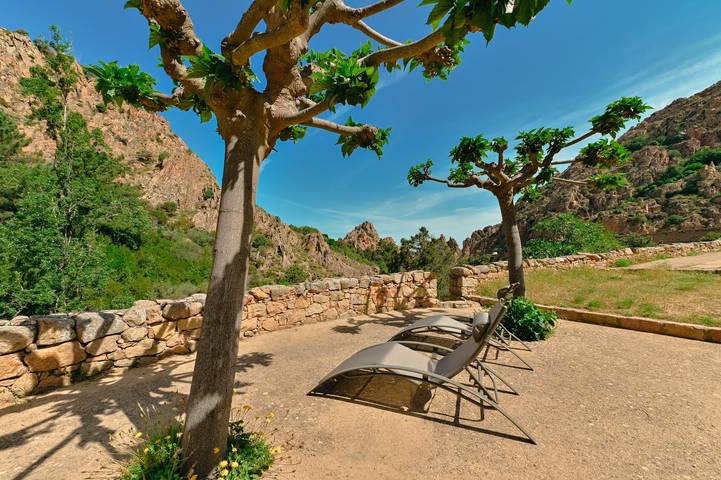 Gîte für 2 Personen, mit Terrasse und Garten in Piana