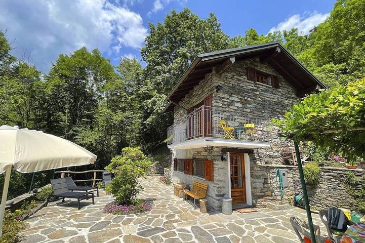 Ferienhaus für 5 Personen, mit Balkon und Garten