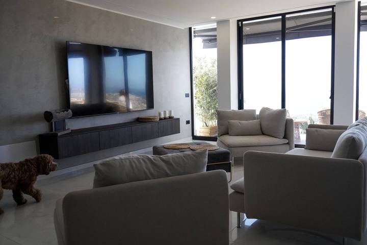 Villa für 8 Personen, mit Meerblick und Balkon/Terrasse sowie Whirlpool in Adeje