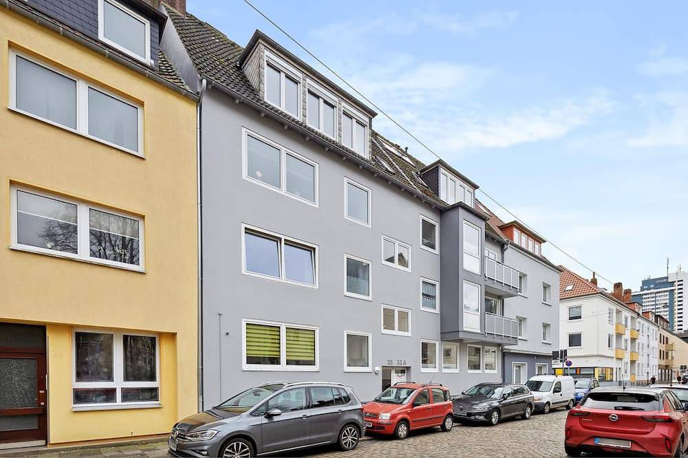 Entire apartment, 2 bedroom nice apartment in Bremerhaven in Bremerhaven-Mitte, Bremerhaven