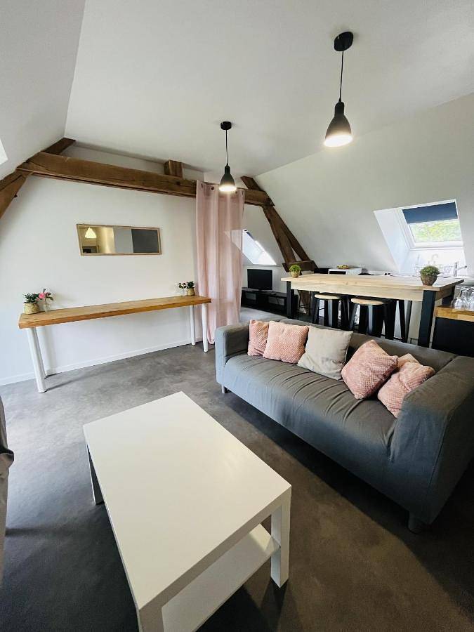 Gîte pour 4 personnes, avec jardin ainsi que terrasse et vue à Monnaie - 3