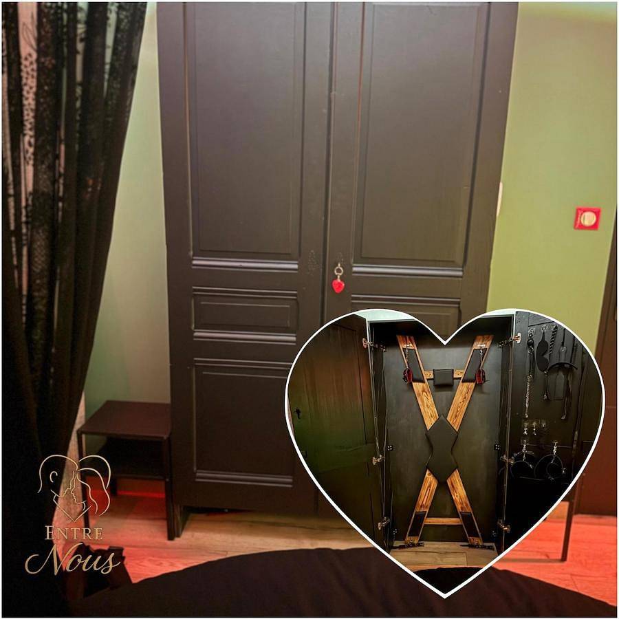 Love room Spa proche Place Stanislas Nancy in Pulnoy, Région de Nancy