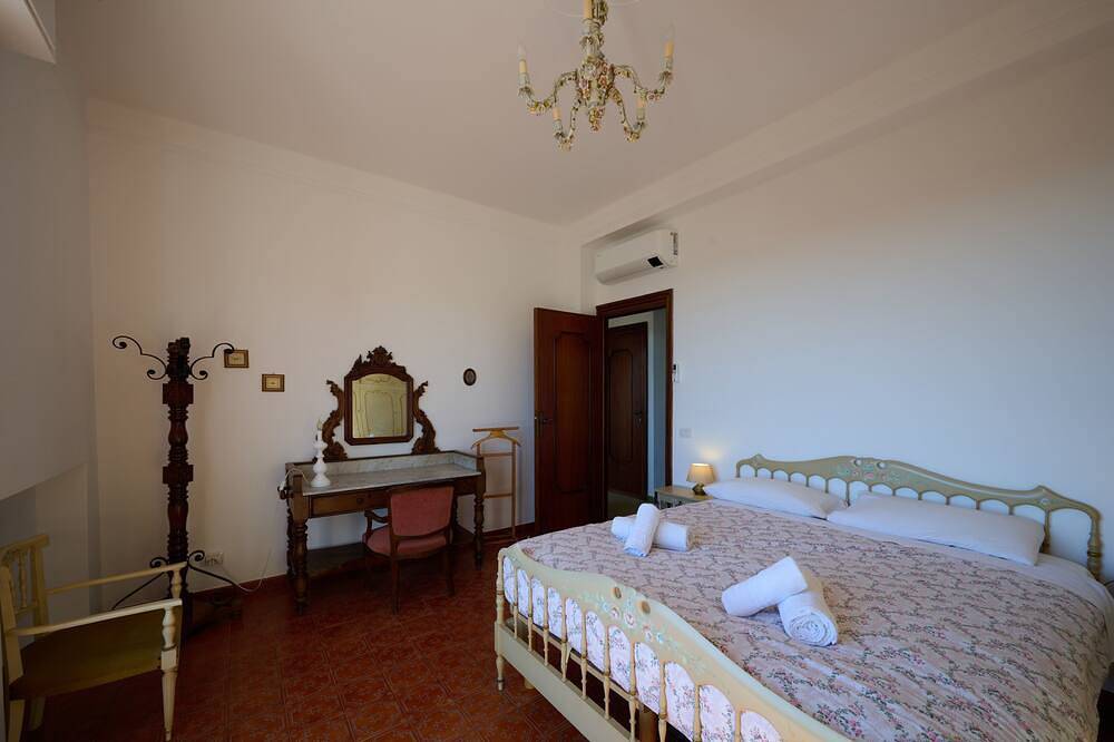 Ganze Wohnung, Villa Camilla App Terrazzo in Diano Castello, Riviera di Ponente