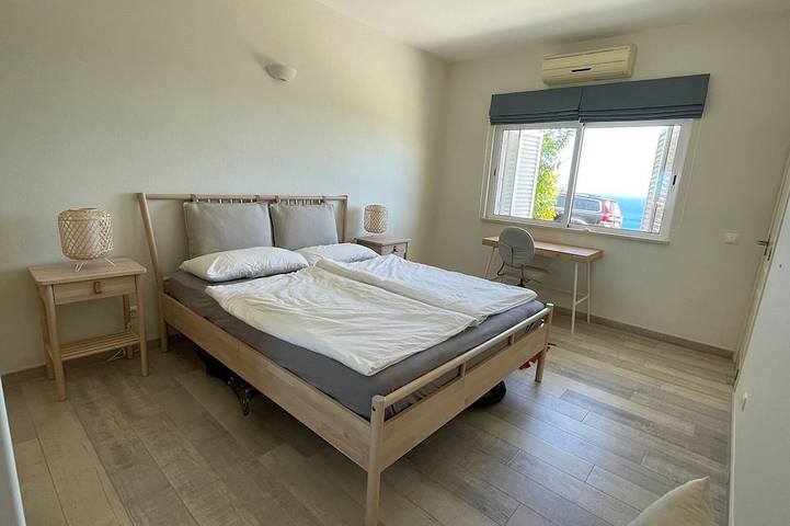 Ganze Wohnung, Colina Mar, zu Fuß zum Strand, Meerblick in Salema, Budens