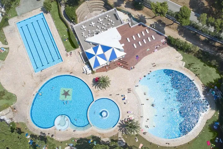 Appartement de vacances pour 4 personnes, avec piscine ainsi que bassin pour enfant et jardin - 1