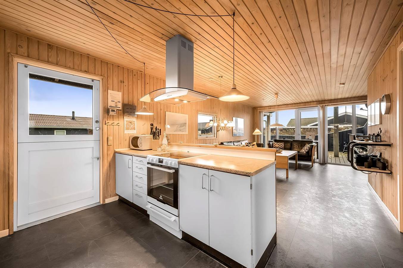 Stunning home in Harboøre w/ Sauna, 4 Bedrooms and Wifi in Vejlby Klit, Lemvig und Umgebung