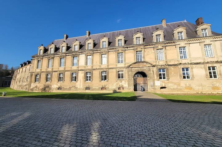Château pour 2 personnes dans Marne