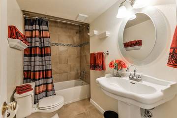 Vacation House for 16 Guests in Fort Collins, Northeast Colorado, Picture 4