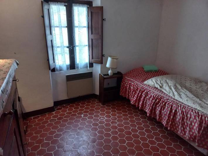 Gîte pour 2 personnes, avec vue et jardin à La Bastide - 4