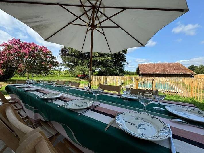 Location de vacances pour 8 personnes, avec piscine ainsi que jardin et terrasse à Magescq - 4