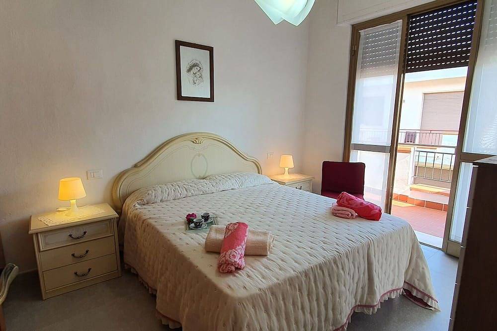 Appartamento intero, Appartamento a Torre Del Lago Puccini con 2 camere da letto e 5 posti letto in Torre del Lago Puccini, Viareggio