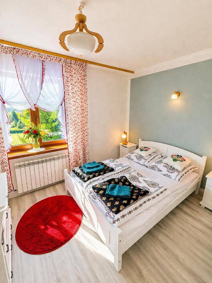 Gîte pour 6 personnes, avec terrasse ainsi que vue et jardin, animaux acceptés à Stryszawa - 2