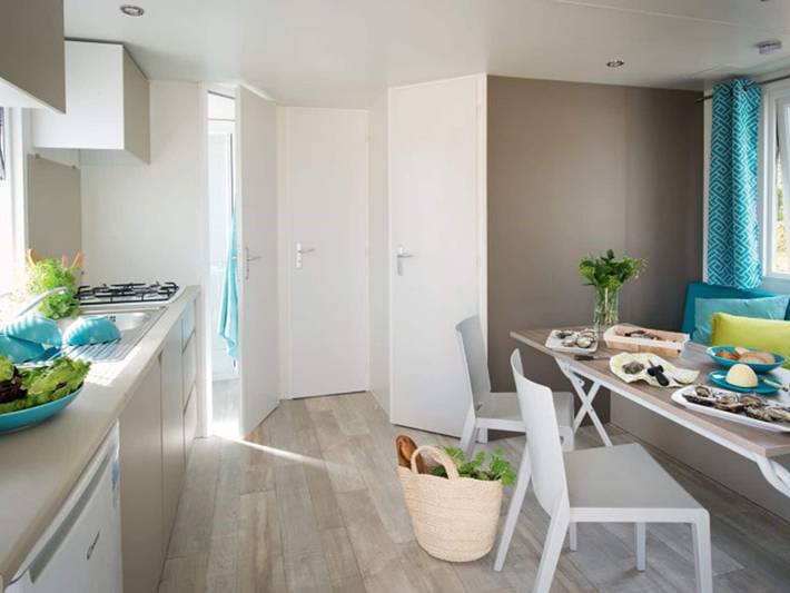 Bungalow für 4 Personen, mit Terrasse und Pool in Frankreich - 3