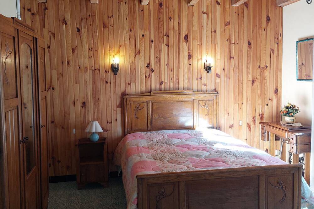 Chalet 14p with panoramic views of the valley and heated swimming pool in Génolhac, Parc national des Cévennes