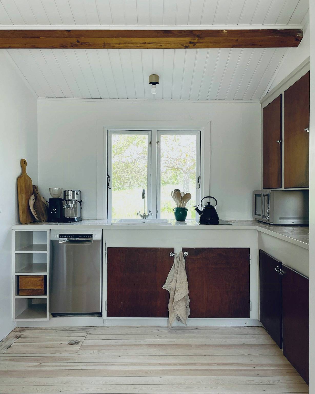 Summer house on hilltop near Kikhavn beach in Hundested, Kattegat Coast