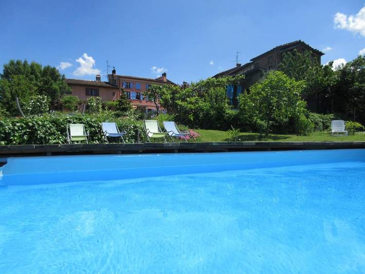 Apartamento para 6 personas, con Terraza y Jardín además de Piscina y Vistas en Valverde (Lombardía)