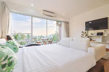 Gîte pour 2 personnes, avec jardin ainsi que piscine et vue à Karon Beach