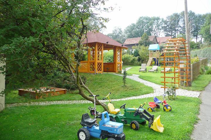 Ferienhaus für 5 Personen, mit Balkon und Balkon/Terrasse sowie Terrasse und Garten im Fichtelgebirge - 3