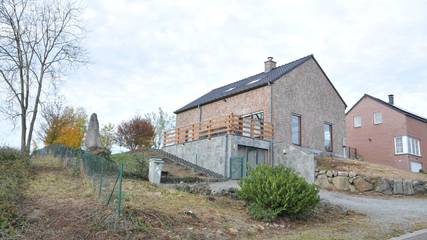 Gîte pour 8 personnes, avec jardin et terrasse dans Petit-Han