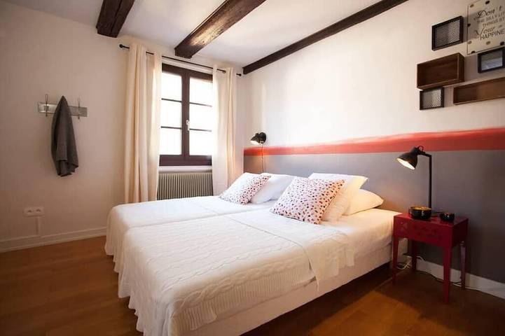 Atelier ***, Maison 10 à 14 personnes à Kaysersberg - 5 chambres, 3 salles de bains in Kaysersberg, Parc naturel régional des Ballons des Vosges