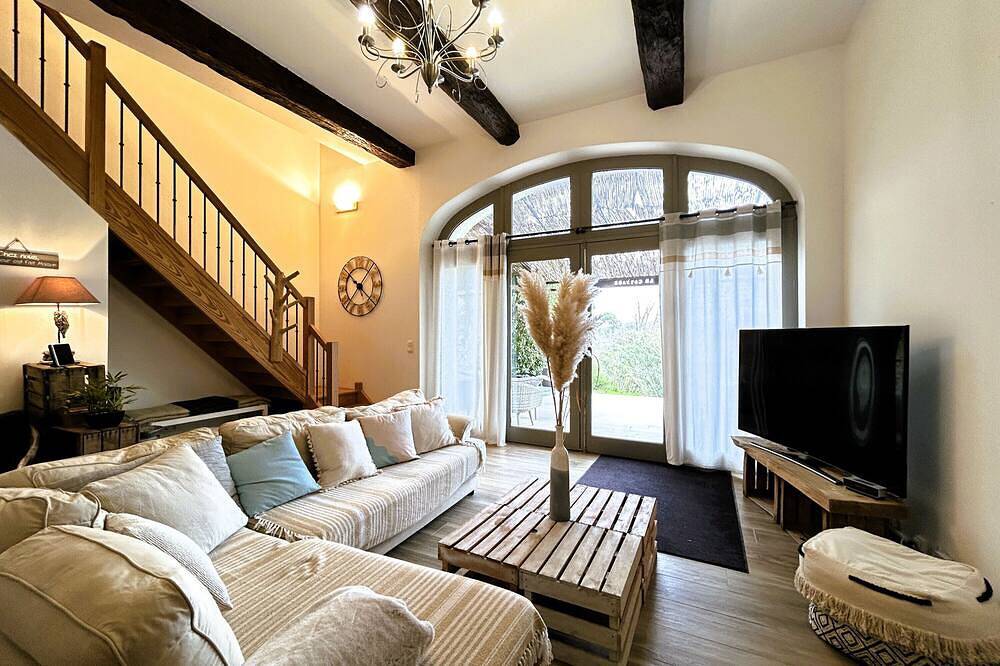 Casa de vacaciones 'Villa Des Vignes Et Spa' con terraza privada, Wi-Fi y aire acondicionado in Quarante, Canal del Mediodía