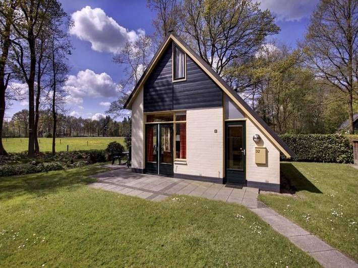 Vakantiehuis voor 4 personen, met Terras en Tuin in Dalfsen