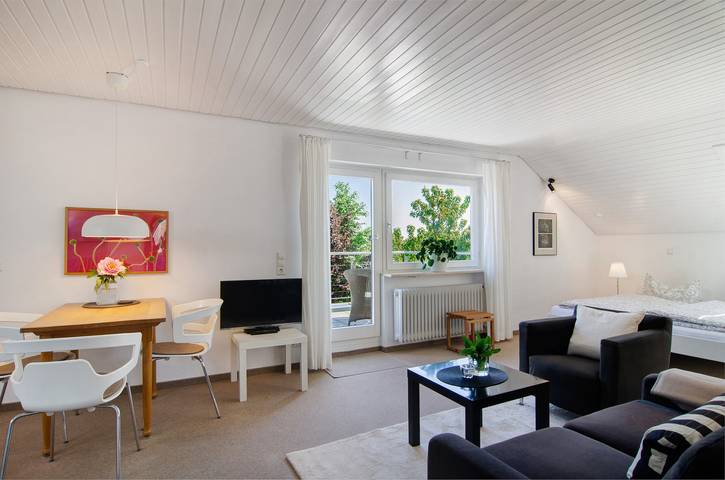 Ferienwohnung für 2 Personen, mit Balkon und Garten - 1