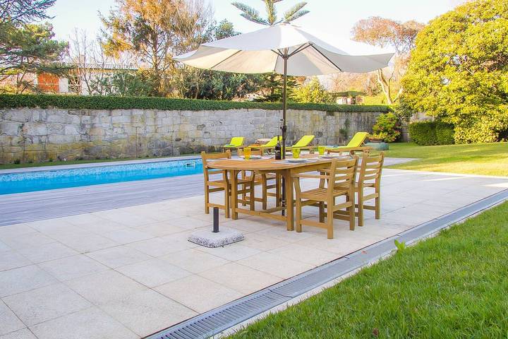 Apartamento entero, Apartamento de vacaciones para 4 personas con jardín in Nevogilde, Oporto