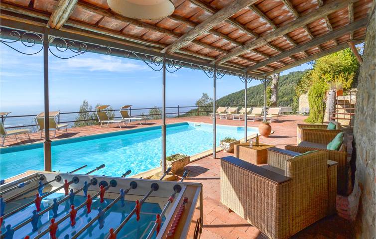 Apartamento de 250 pies cuadrados con aparcamiento, hoguera, piscina y jardín in Castiglion Fiorentino, Provincia de Arezzo