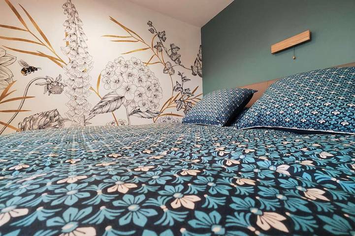 Gîte pour 6 personnes, avec piscine ainsi que terrasse et jardin à Allonnes - 4