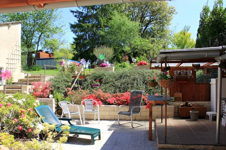 Chambre d’hôte pour 2 personnes, avec jardin dans les Ardennes
