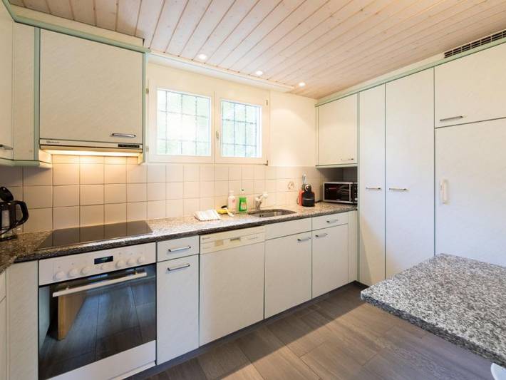 Ferienwohnung für 10 Personen, mit Seeblick und Garten sowie Terrasse in Arosa - 4