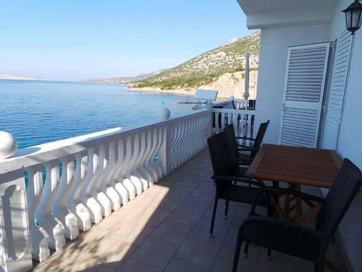 Ferielejlighed for 3 personer, med have i Kroatien