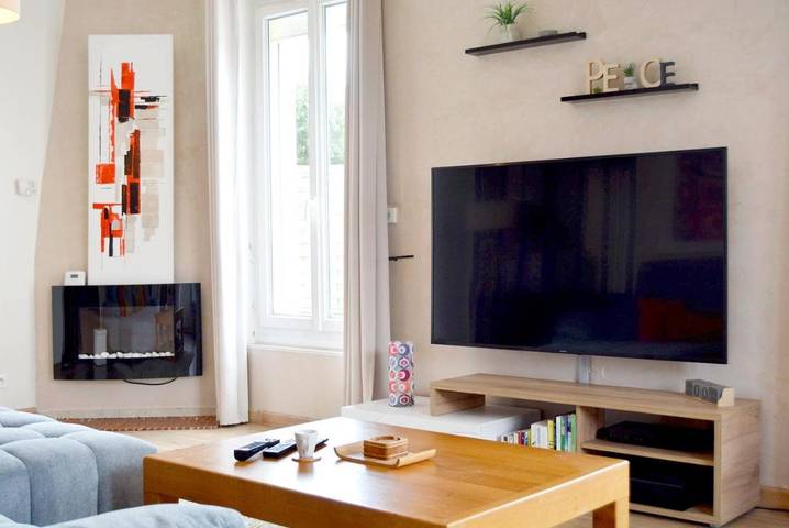 Gîte pour 6 personnes, avec terrasse à Morancez