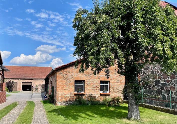 Ferienwohnung für 2 Personen, mit Whirlpool und Pool sowie Garten und Terrasse, mit Haustier in Friedland