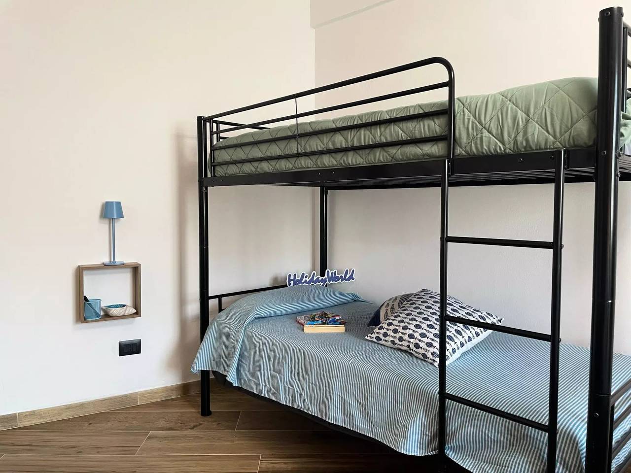 Ganze Wohnung, 3 Zimmer 4 Personen in Cogoleto, Riviera di Ponente