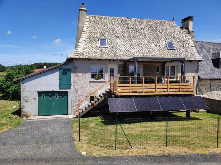 Maison de vacances pour 6 personnes, avec Terrasse et Jardin ainsi que Piscine et Vue à Lacapelle-del-Fraisse