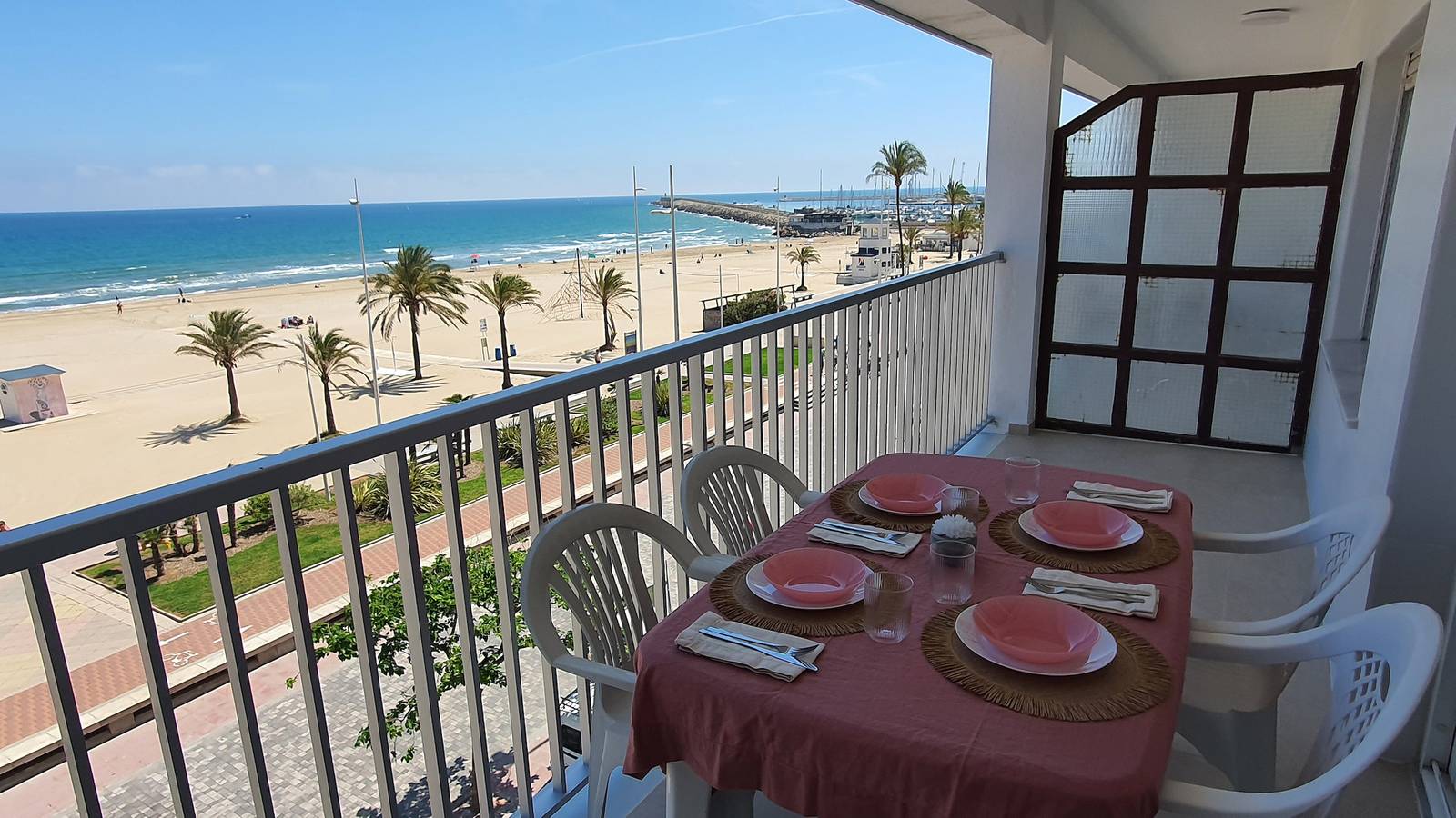 Entire apartment, Bonaire E2 - 3º in Playa de Gandía, Costa de Valencia