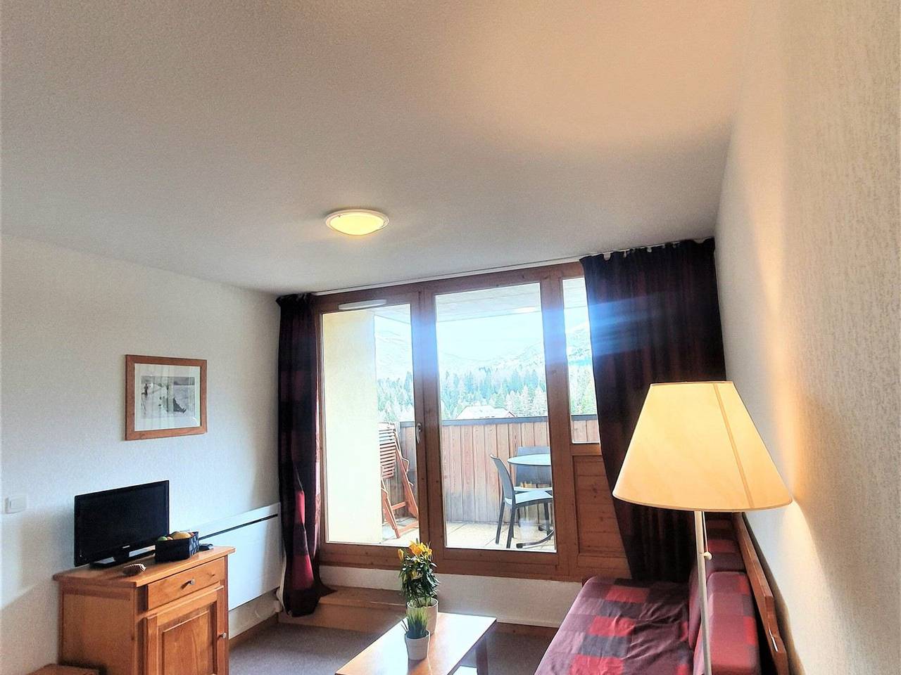 Ganze Wohnung, Geräumiges Apartment für 4 mit Balkon in Superdévoluy in Saint-Étienne-en-Dévoluy, Le Dévoluy